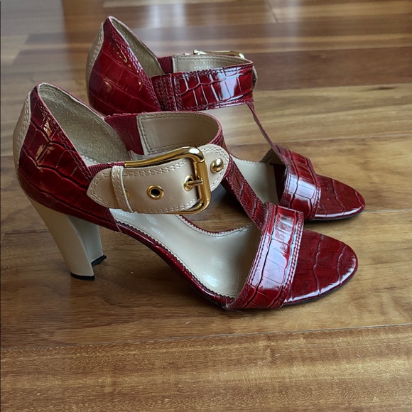 Franco Sarto heels - Picture 1 of 9